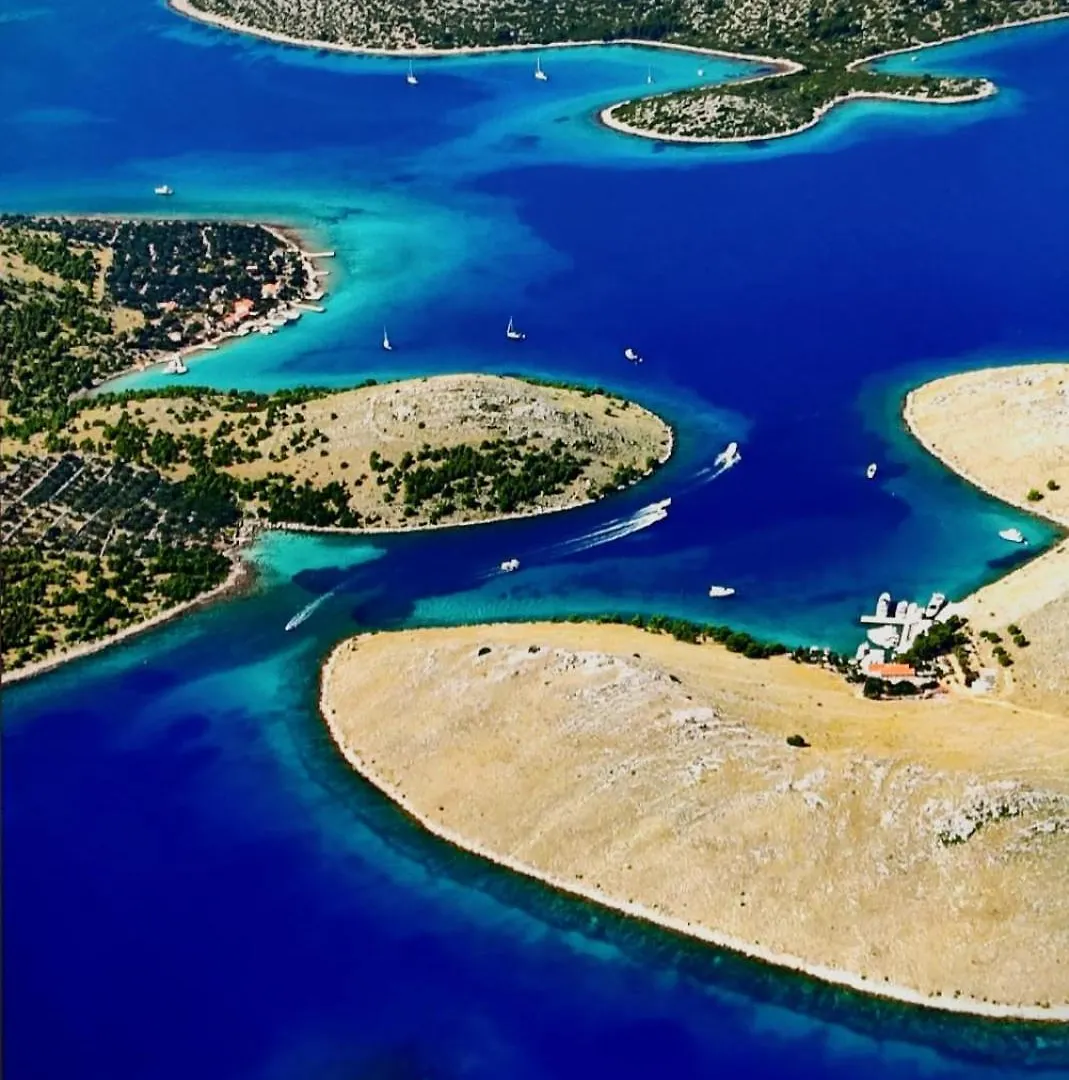 Hotel Motor Boat Paloma Rea Trogir Botel
